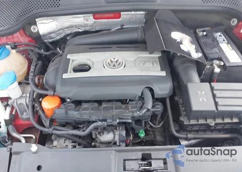 2013 Volkswagen Beetle 2.0T из США, поврежденный, VIN 3VW7A7AT1DM801856